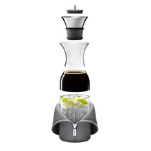 Lade das Bild in den Galerie-Viewer, EVA SOLO KÜHLSCHRANK-KARAFFE 1,0L WOVEN, VERSCHIEDENE FARBEN